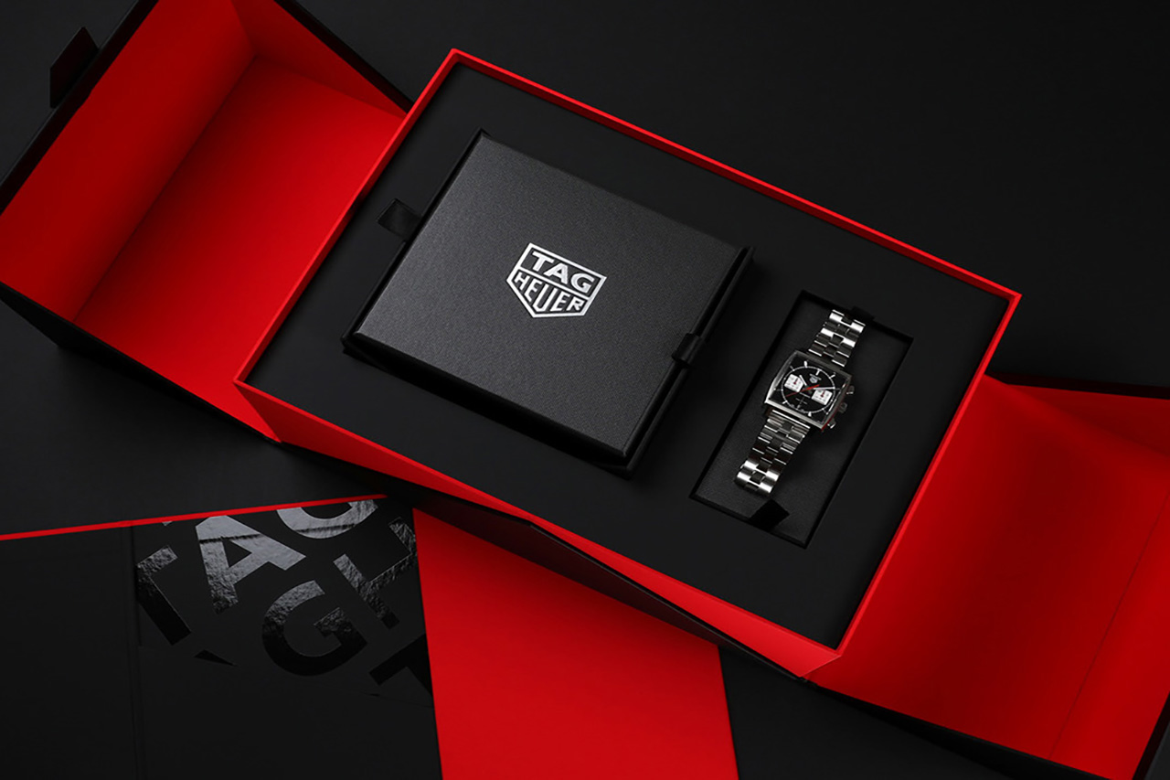 红黑撞色经典搭配的包装设计是野心的底色